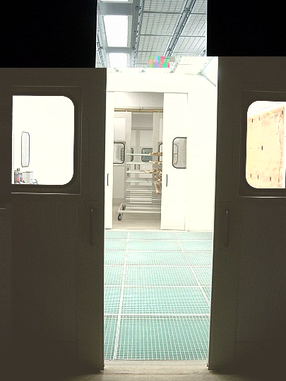 Lackier-&sol; Abdunst-&sol; Trockenkabine