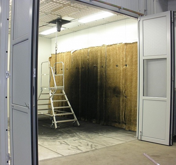 Kombinierte Lackier- und Trockenkabinen